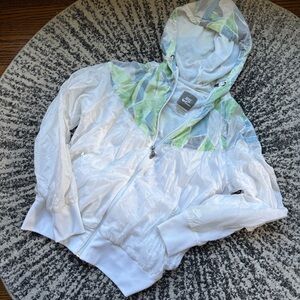 Nike Kids White Green & Blue windbreaker